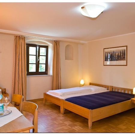 Gasthaus Ochsenwirt Landshut Pokoj fotografie