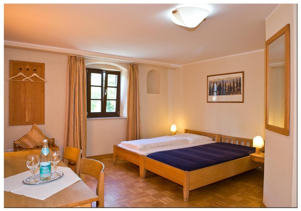Gasthaus Ochsenwirt Landshut Pokoj fotografie